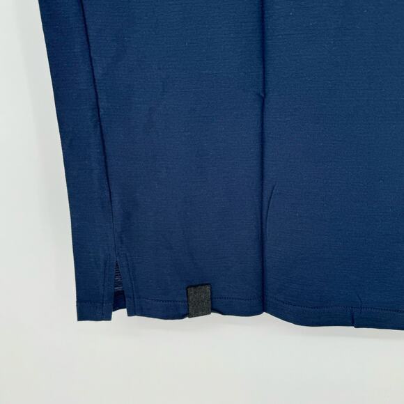 Lahgo Navy Blue Short Sleeve Crewneck Pocket T-Shirt NWT Size Small - Picture 5 of 7